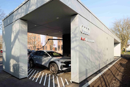 奥迪充电中心入驻法兰克福：便捷、快速、人性化_fororder_image003