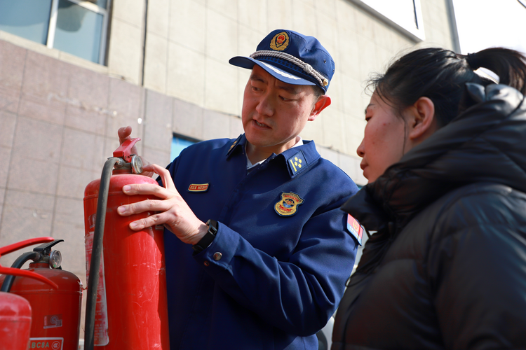 沧州孟村：“315”在行动 让消费者放心进商超