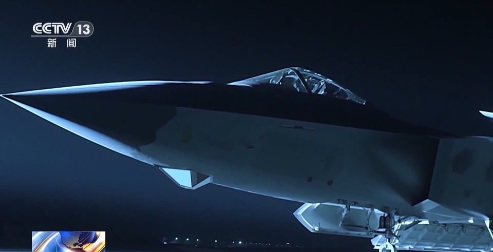 飞出新时代的荣光！这就是歼-20飞行员的英姿→