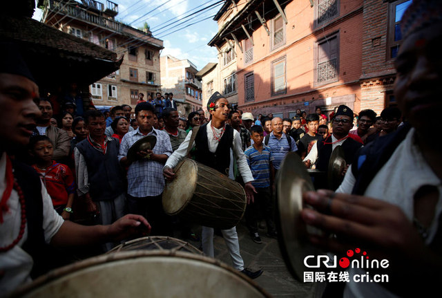 尼泊尔民众庆祝德赛节