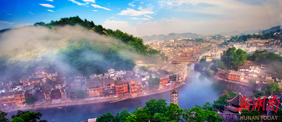 凤凰古城旅游区确定为国家5A级旅游景区