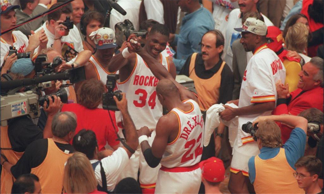 【格调NBā】火箭情结:一坨惆怅的红色记忆