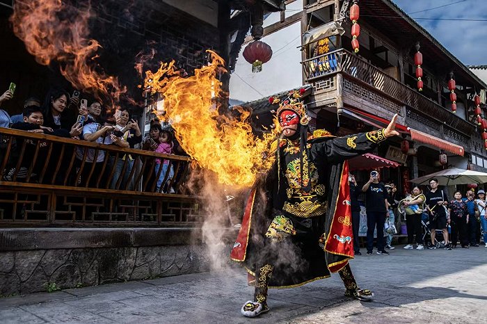 “乘龙气 彭派游” 成都彭州龙年新春特色文旅促消费线路正式上线