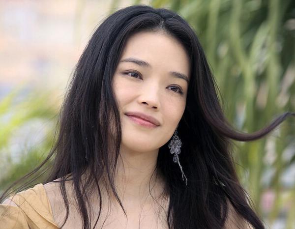 赵丽颖骂杨幂秦海璐讽范冰冰 明星骂战风波怎么回事?