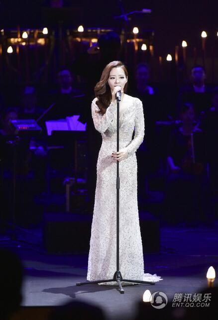 不管世界怎样纷扰,还是祝傻姑娘靓颖生日快乐_娱乐_腾讯网