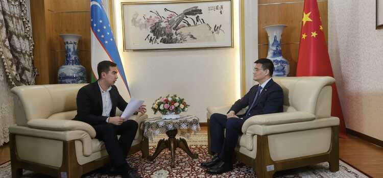 使领馆“新春说” | 中国驻乌兹别克斯坦大使于骏：中乌关系达到全新历史高度