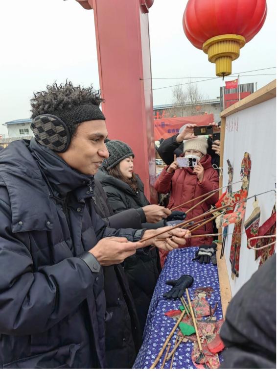 伝統的な市巡りに氷雪遊び、温泉、遼寧のご当地グルメまで。中国ならではの春節を体験_fororder_图片 2