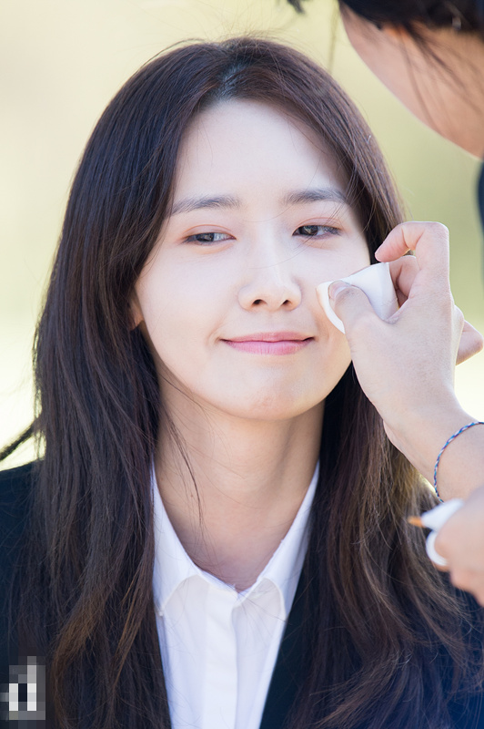 池昌旭黑西装利落帅气允儿颜值逆天《THE K2》拍摄现场照曝光【组图】