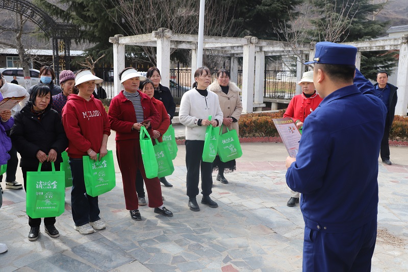 【原創】西和消防：掀起春季消防宣傳“新攻勢” 擰緊農村防火“安全閥”_fororder_1