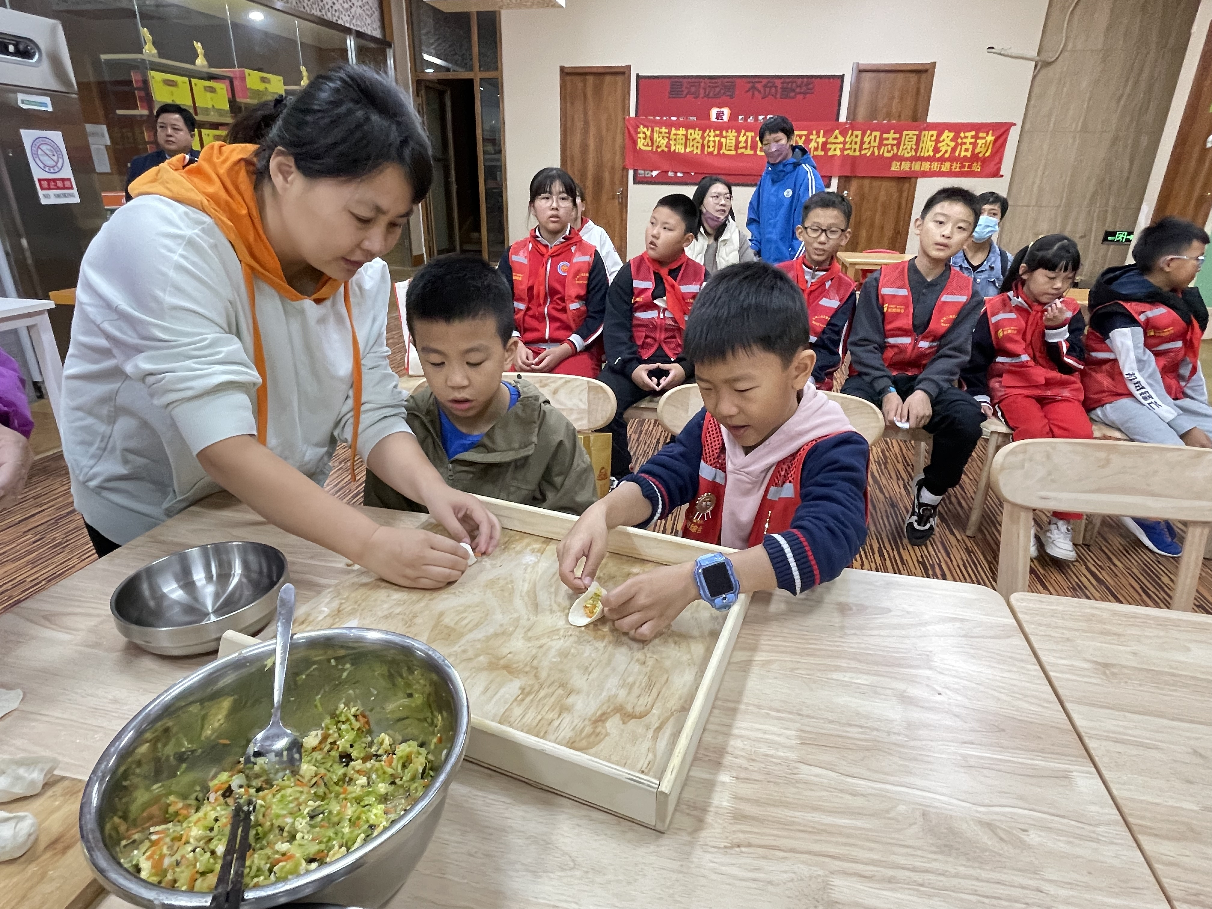 石家庄市新华区：让红领巾在社区飘扬 打造家门口的“红领巾学堂”_fororder_图片1