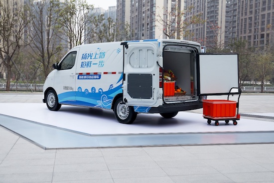 進入“7萬級時代” 五菱揚光重新定義新能源商用車_fororder_image007