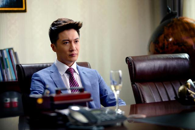 迟帅新剧变"进击的巨人" 演绎霸道总裁逆袭史