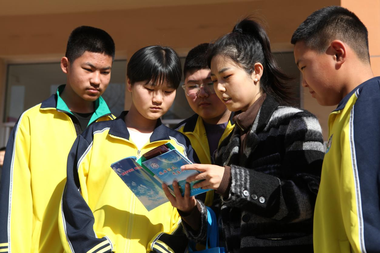 河北青县：气象科普进村入校 提升公众科学认知_fororder_图片 2