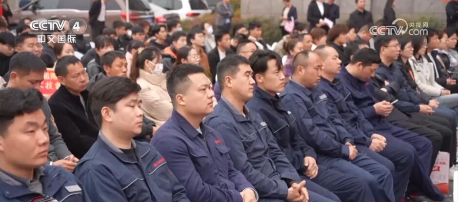 “春風”送暖促就業 “點對點”服務讓返崗復工更暖心