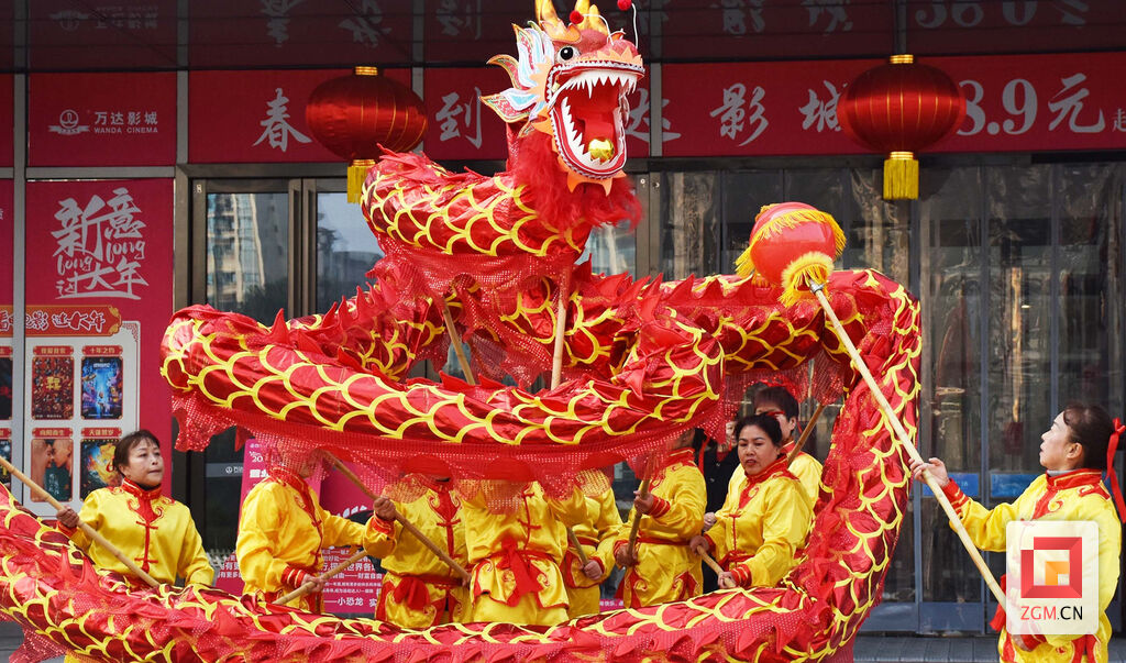 （转载）自贡高新区：春节市场“热气腾腾” 迎来龙年经济“开门红”