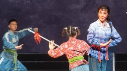 武汉“戏码头”戏曲艺术展在武汉剧院开幕