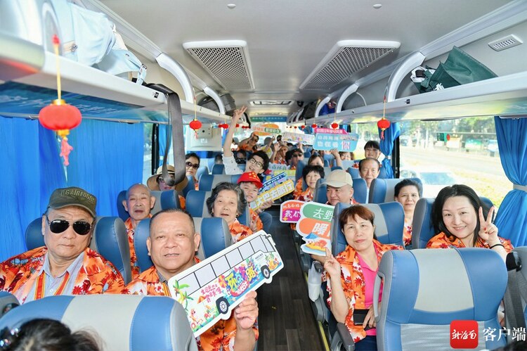 新玩法+新体验！海南环岛旅游公路观光巴士开通_fororder_00323032251_5fb179dc