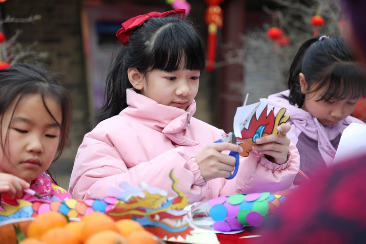 廣西靈川:包湯圓 做花燈 歡歡喜喜鬧元宵_fororder_圖片4