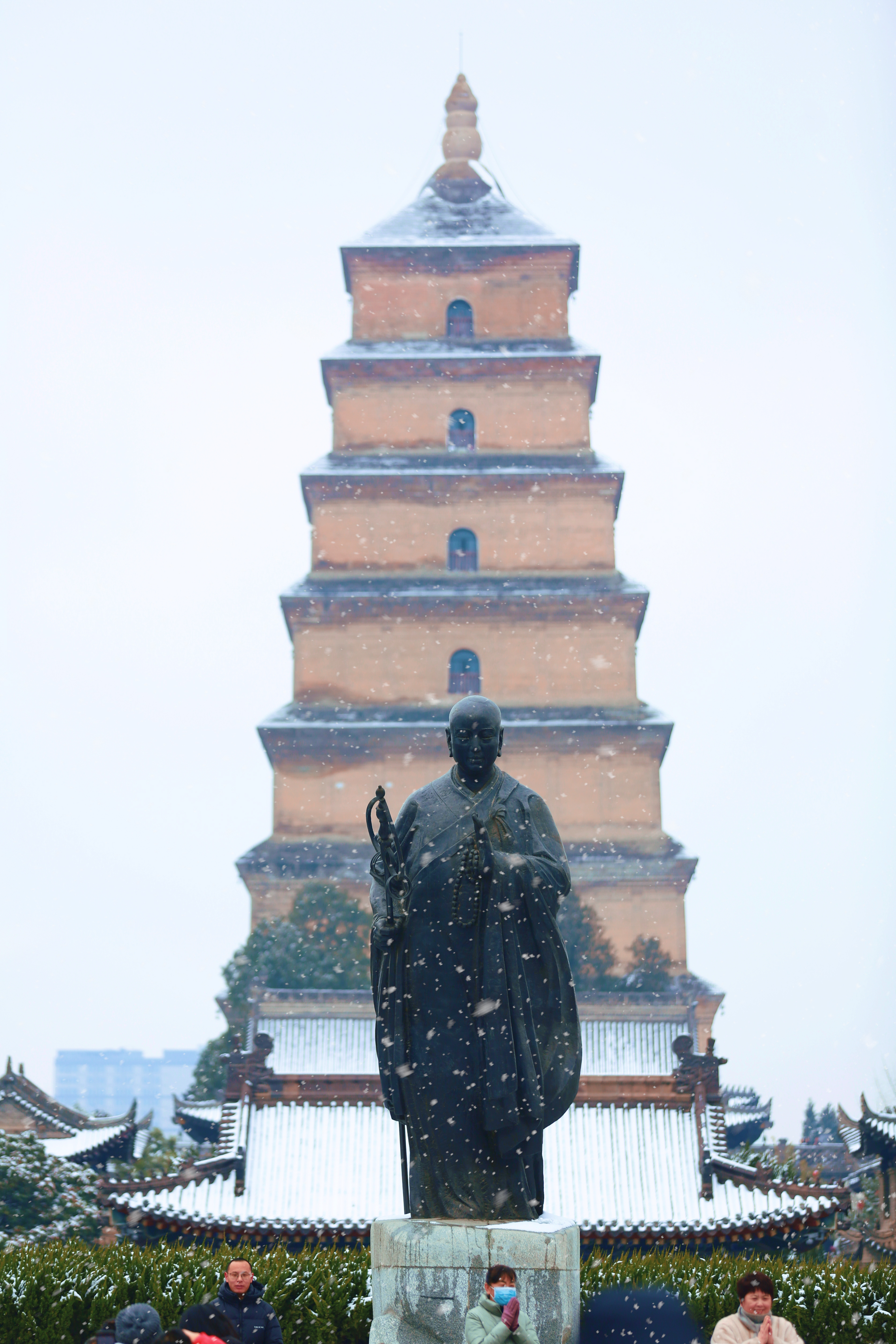 【光影里的陕西年】下雪后的西安有多美？快来“梦回大唐”_fororder_西安大雁塔雪景 (1)