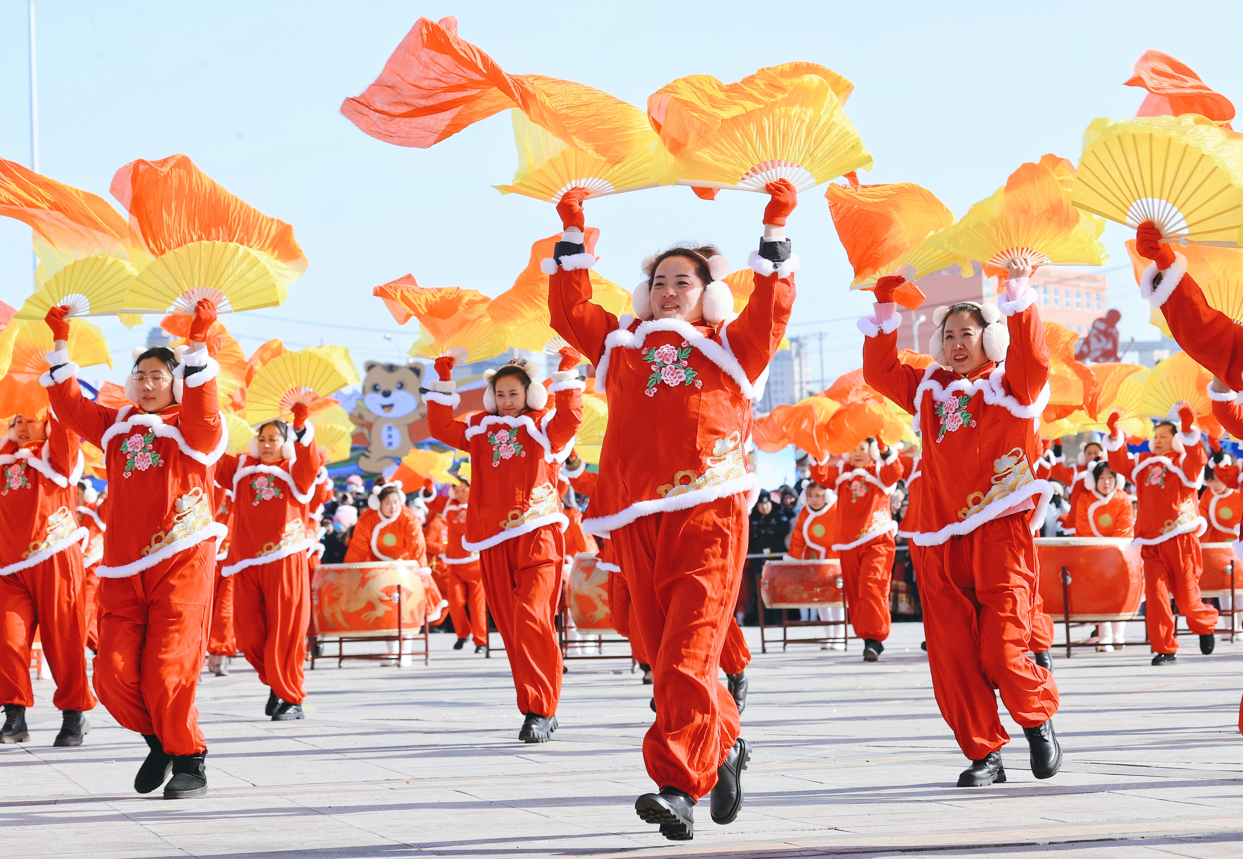 鸡西“花式”迎元宵 其乐“龙龙”庆佳节_fororder_图片3