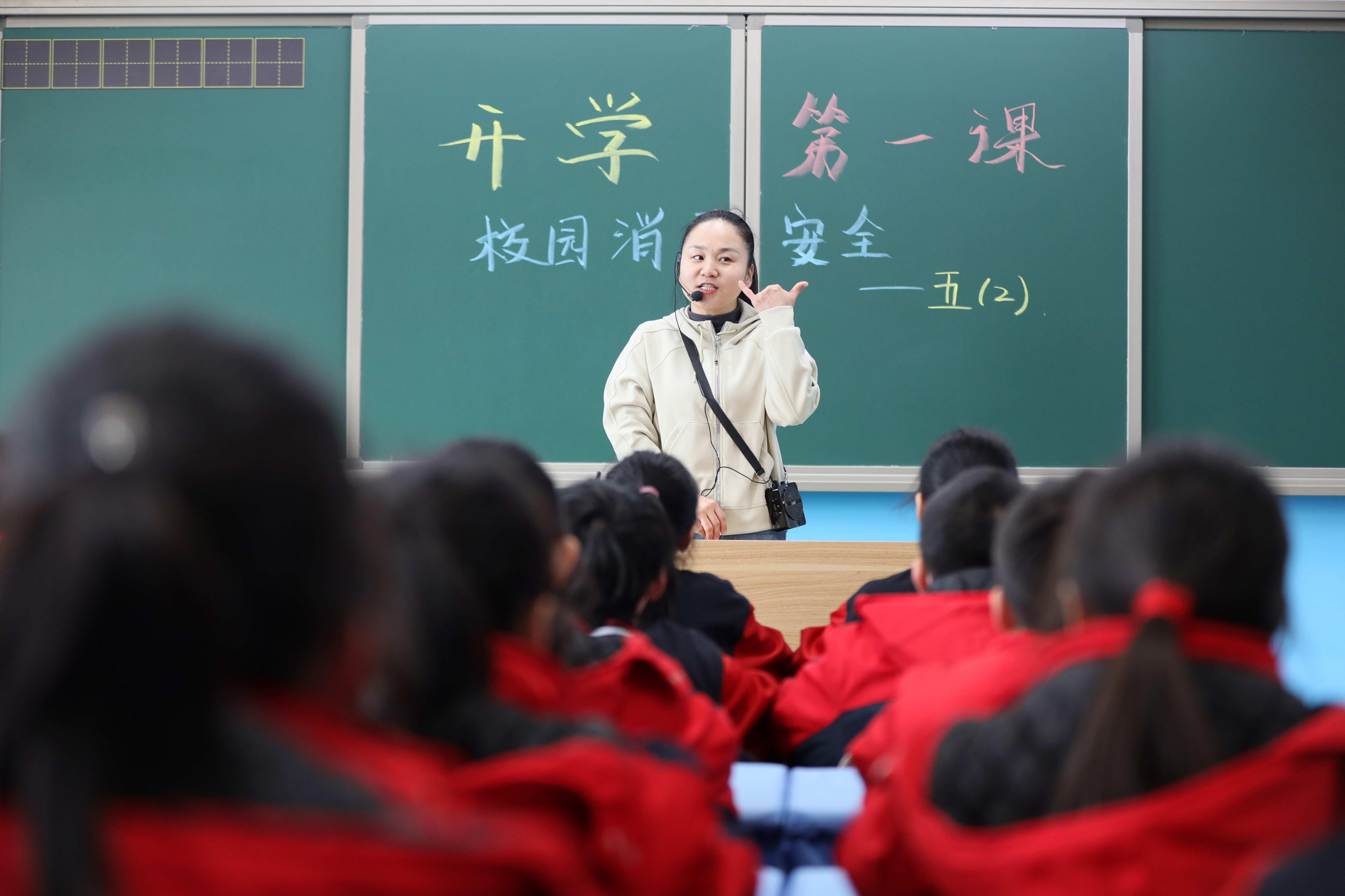 河北隆尧：消防进校园 上好“开学第一课”_fororder_2.JPG