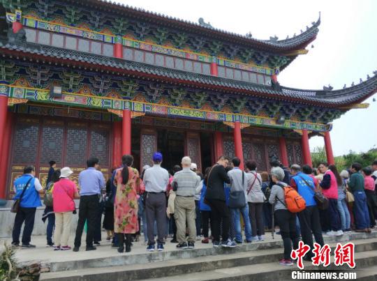 續(xù)接血脈情緣 臺(tái)胞組團(tuán)前往浙江臺(tái)州尋根問祖