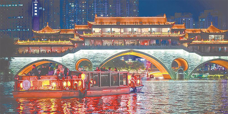 成都实施六大工程塑造十大消费场景