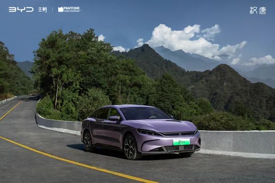 比亚迪甩出“王炸” 汉唐荣耀版16.98万起 让燃油车再次破防_fororder_image003