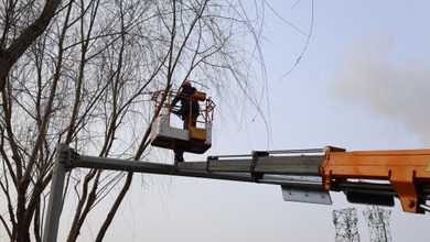 “绿美延吉”行动丨2024年延吉市绿地养护工程行道树修剪工作启动 绿美延吉“整装”出发