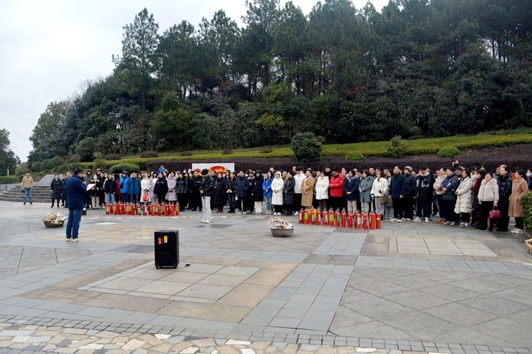 東華理工大學開展消防安全培訓和消防安全疏散應急演練_fororder_bf14fe0b-b603-4b0a-935b-7ecc6ca2ba57_d