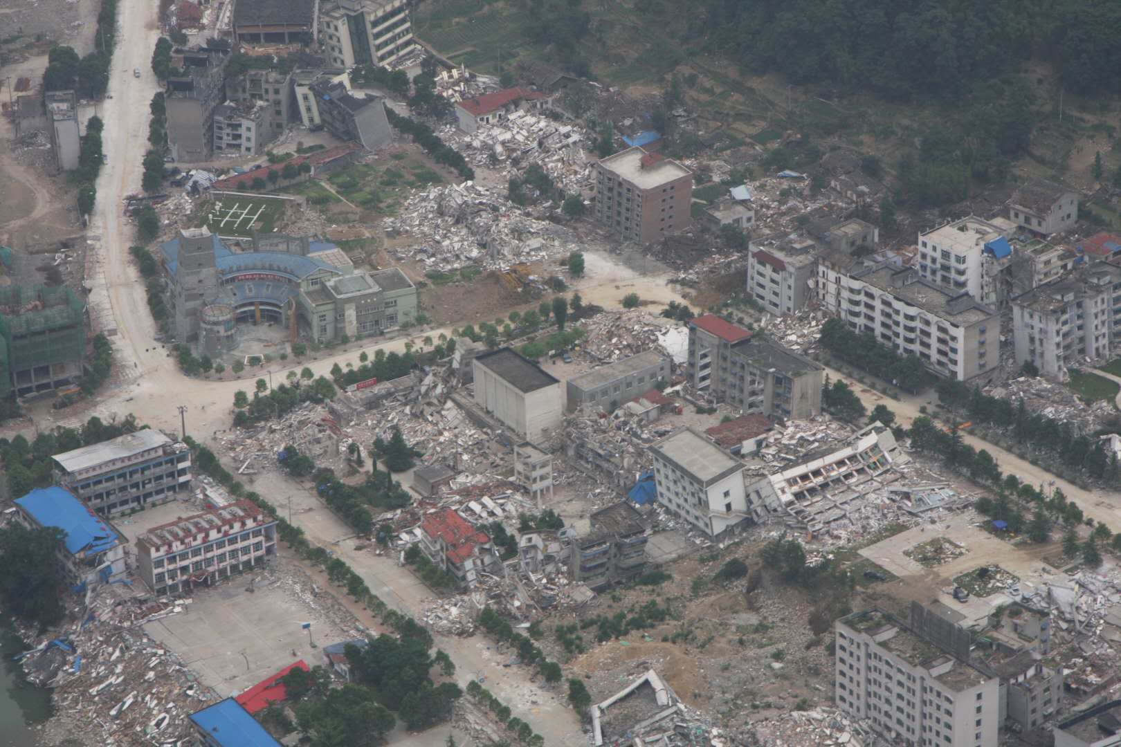 2008年汶川地震是新中国成立以来我国破坏性最强、波及范围最大的一次地震。_fororder_微信图片_20180423132346