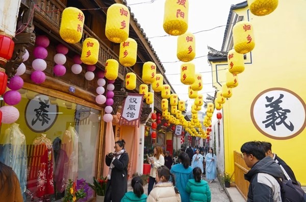 金华“万人游金东”活动正式启动_fororder_5a66589bf0c4459c88744520692aaf4e