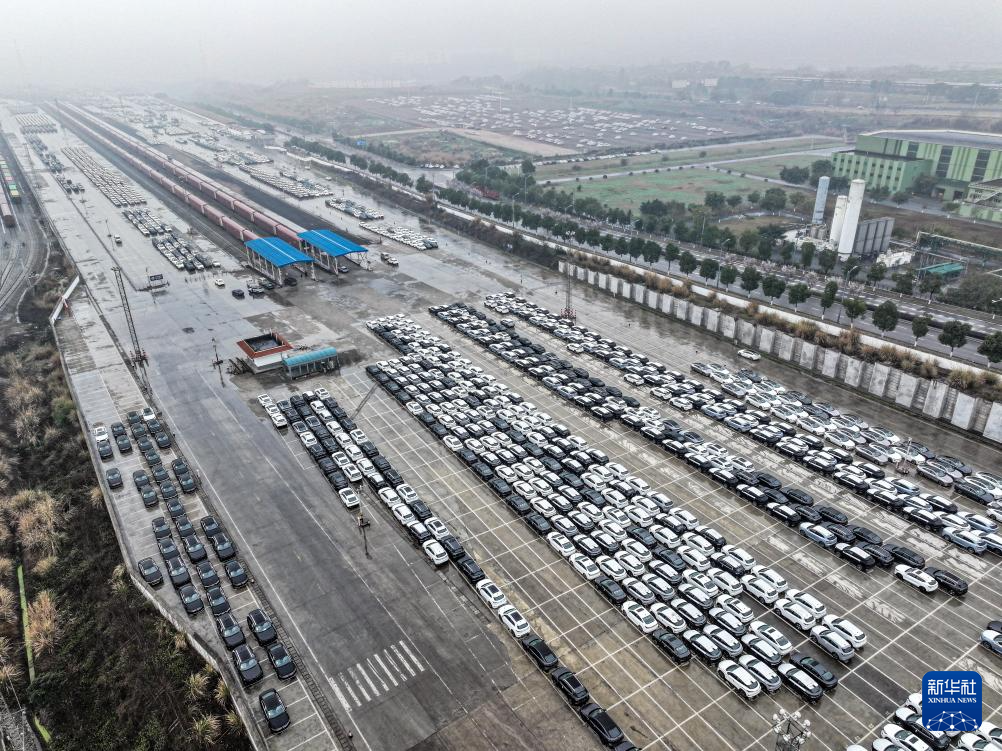 重慶中歐班列2023年整車出口突破11萬台