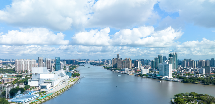 第十届中国广州国际投资年会荔湾区平行分会暨北大创业大讲堂成功举办