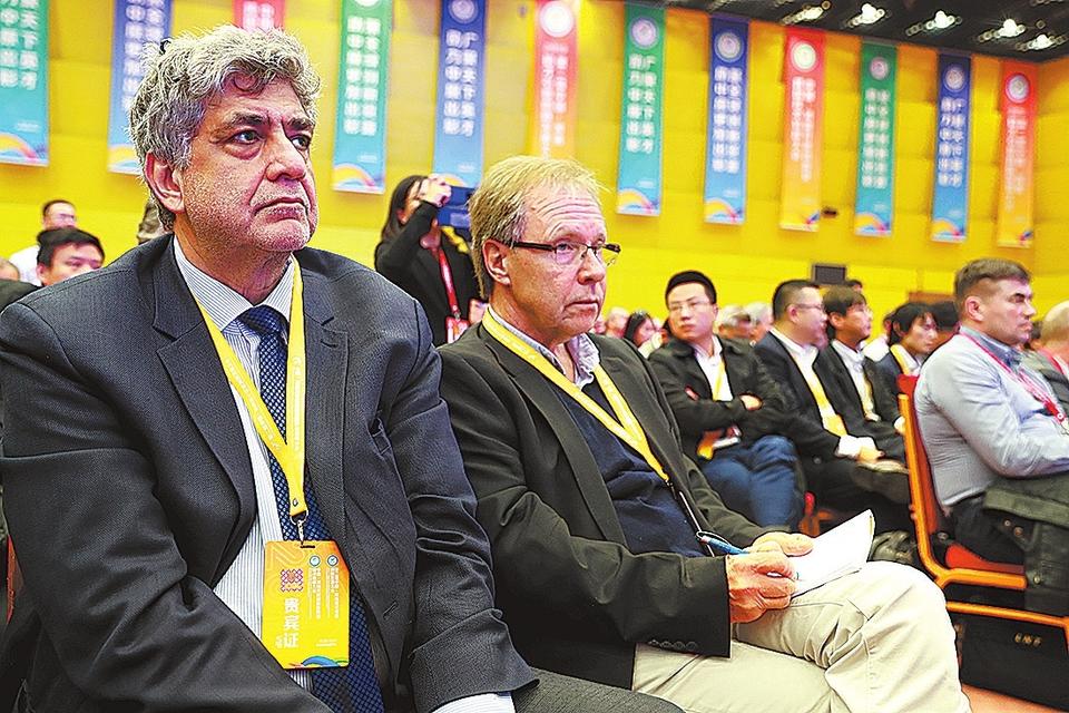 【焦点图-大图】【 移动端-轮播图】河南自贸试验区亮三大优势求全球高端人才