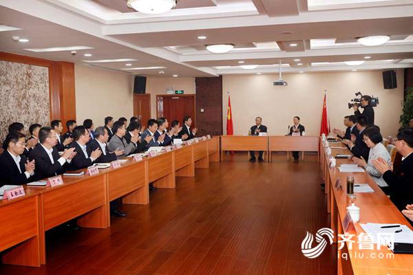 山东省党政代表团在新疆调研对口支援工作
