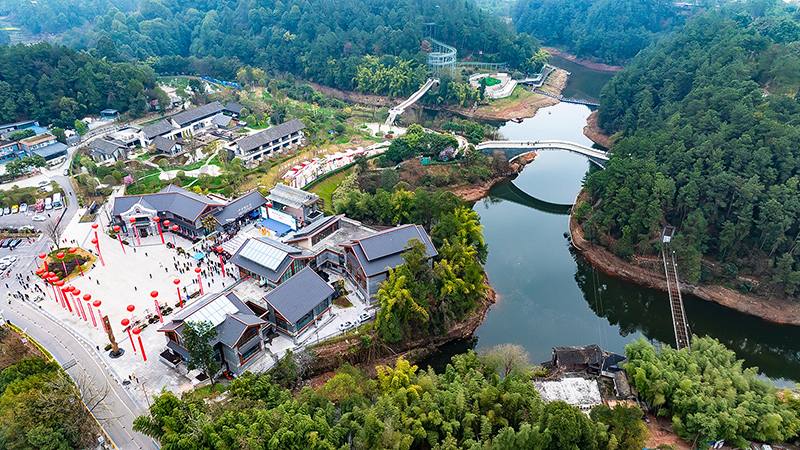 自贡市第二十四届自流井·尖山桃花会开幕_fororder_1美丽的尖山风景区（摄影-廖志全）