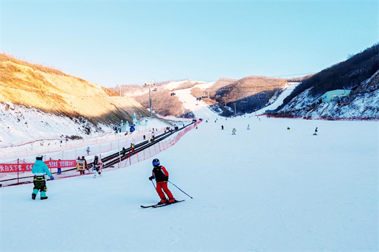 雪季结束！延吉梦都美滑雪场累计接待游客11万人次_fororder_图片8
