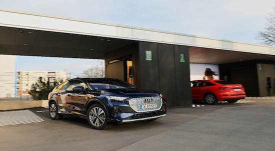 奥迪充电中心入驻法兰克福：便捷、快速、人性化_fororder_image005