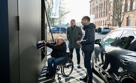 奥迪充电中心入驻法兰克福：便捷、快速、人性化_fororder_image006