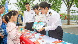 武汉海关开展2024年全民国家安全教育日“海关走进动物园”活动