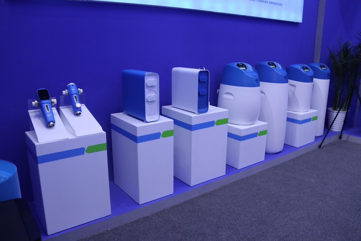 AWE 2024 现场直击丨是颜控又怎么样？好看的东西就是惹人喜欢啊！【组图】_fororder_wps_doc_5