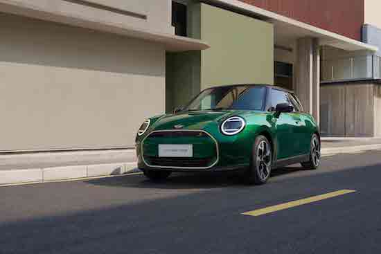 生来经典 绝对MINI MINI全新家族先锋阵容北京车展全球首秀_fororder_7027d593925cd4ca7ae152fd022031ab