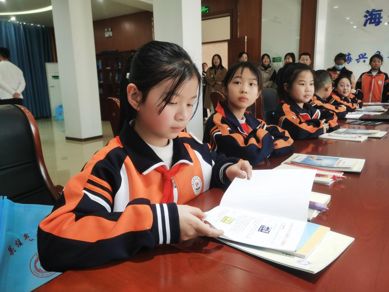 河北海兴开展“世界气象日”研学科普活动_fororder_图片 3