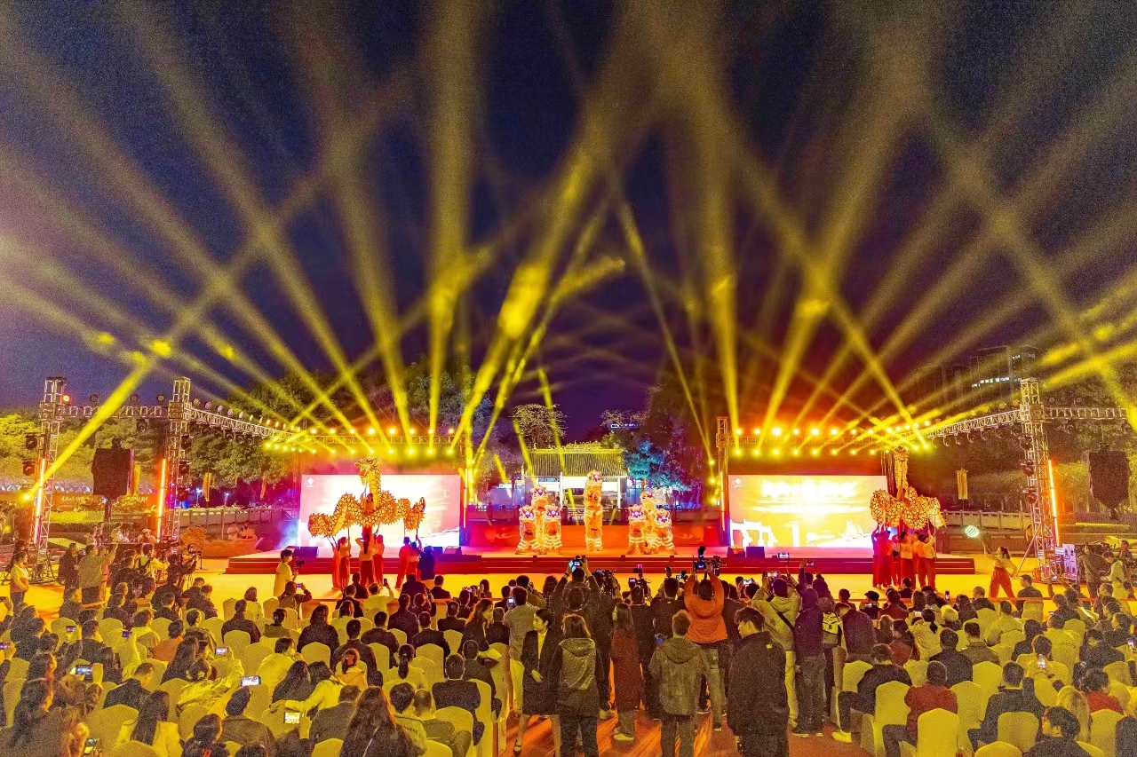 广州黄埔：视听夜宴开启千年庙会“波罗诞”_fororder_微信图片_20240320221502