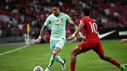 世预赛丨中国男足痛失好局2:2客平新加坡队
