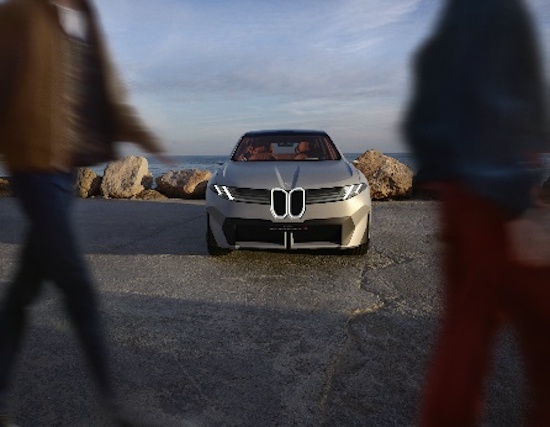 BMW新世代X概念車全球首發 未來新世代家族顯現雛形_fororder_image004