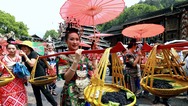 贵州黎平肇兴侗寨谷雨节丰富多彩 侗族同胞与游客同嗨