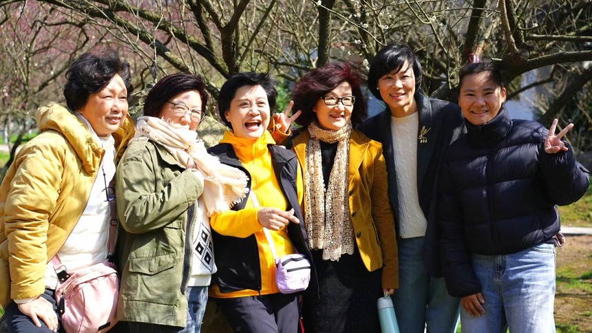 致公黨寧波市委會婦女工作委員開展尋訪“花香共富路”三八婦女節活動