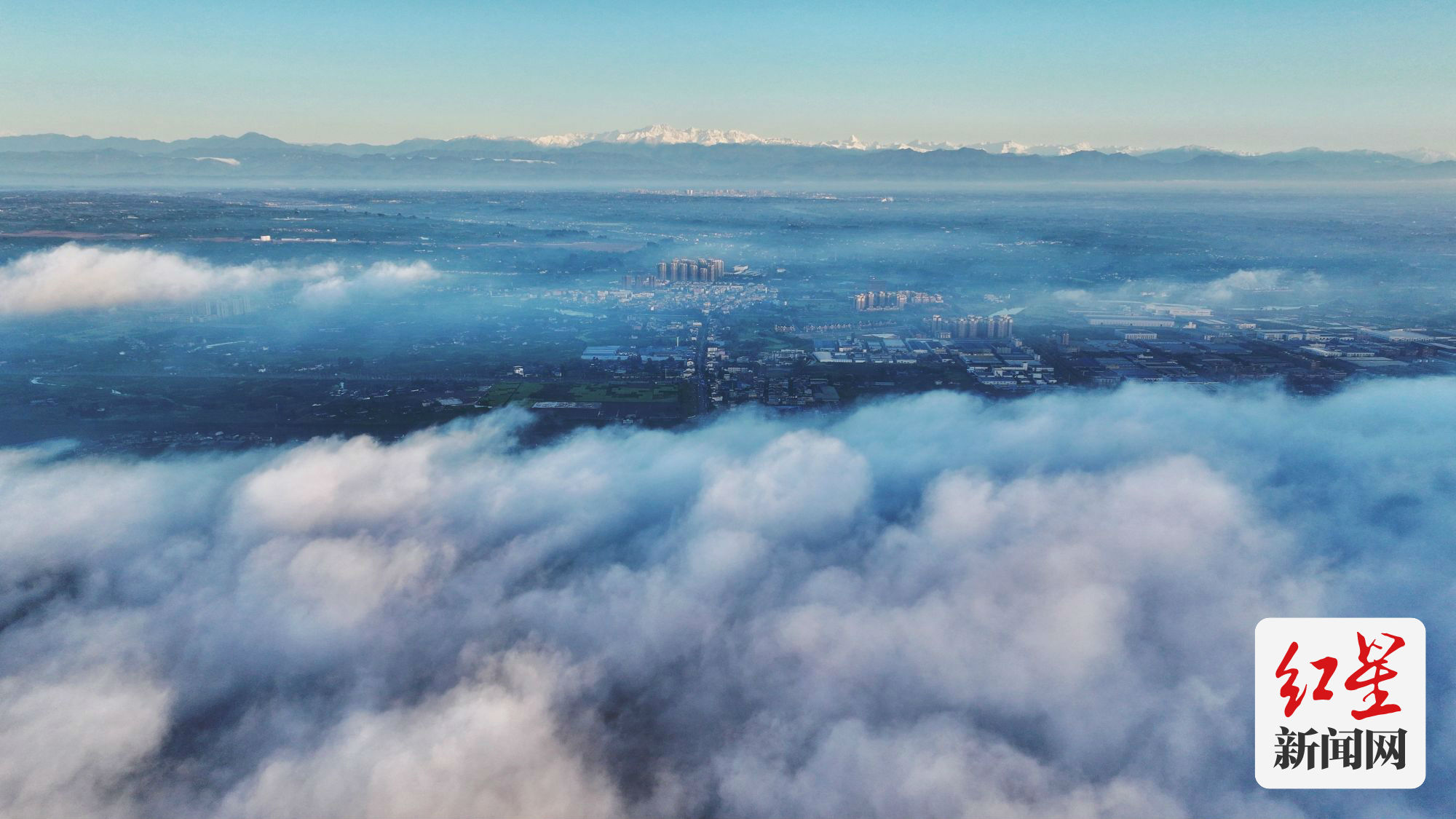 （转载）暖阳回归 在蒲江长秋山遥望雪山